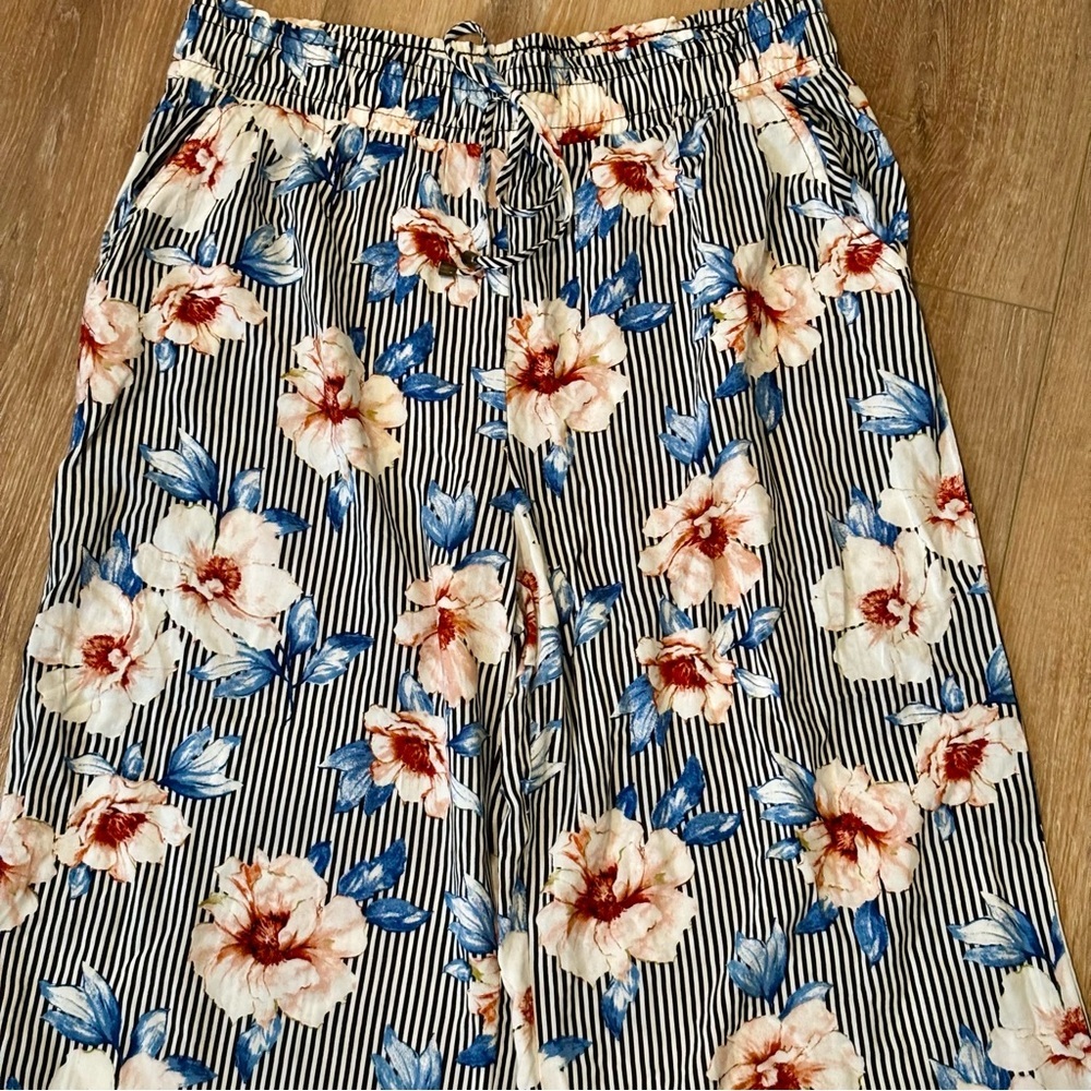 Joe B Women’s Black Stripped Floral Pants SIZE XL Wide‎ Leg - Picture 3 of 8